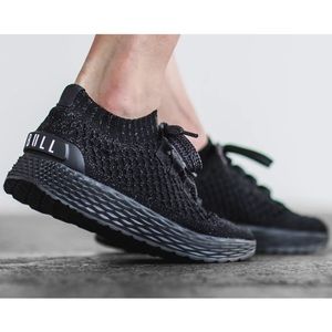 NO BULL - BLACK REFLECTIVE KNIT RUNNER (WOMEN'S)